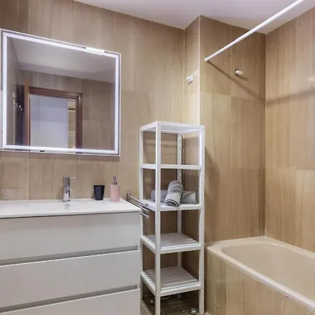 Lets Holidays Pool Near 5 Тосса-де-Мар